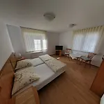 Ubytování v soukromí Goscinne - Lesna 8 Ustronie Morskie