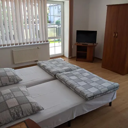 Goscinne - Lesna 8 منزل للإقامة أوسترونيه مورسكية