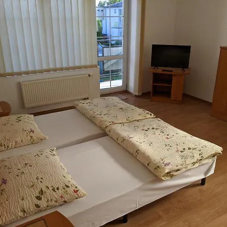 منزل للإقامة Goscinne - Lesna 8 *