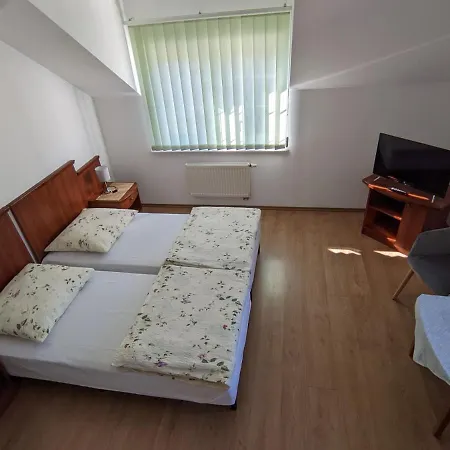 Goscinne - Lesna 8 منزل للإقامة