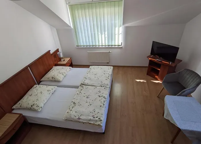 Goscinne - Lesna 8 Privat bolig