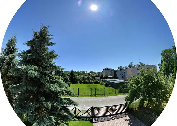 Goscinne - Lesna 8 民宿